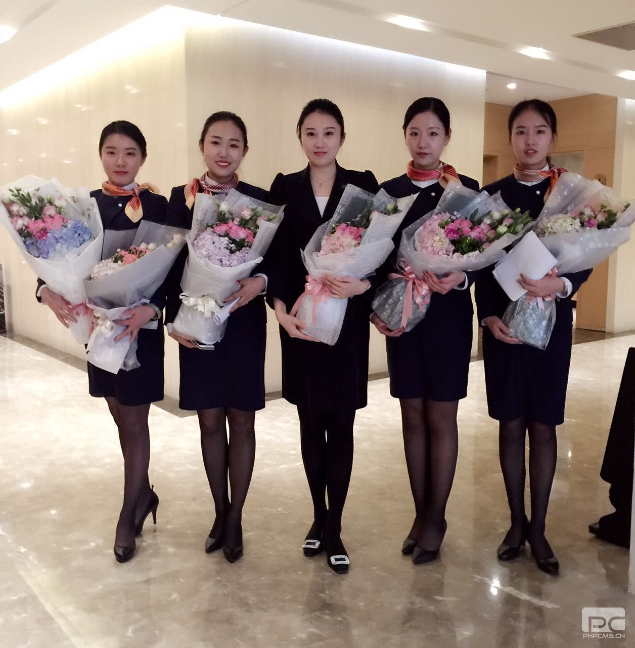 工作礼仪 - 接机 - 北京银燕航空有限公司-中文